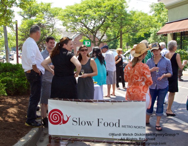 Guests gather at Tarry Lodge Westport CT to celebrate being awarded the "Snail Of Approval" by Slow Food Metro North on June 29, 2003. ©Mardi Welch Dickinson/ KymryGroup. All Rights Reserved.